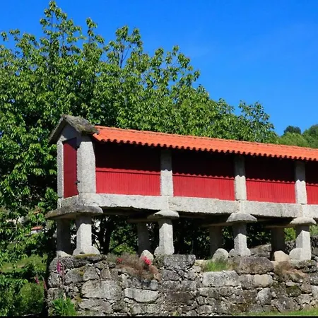 Geres - Aldeia Turistica De Louredo Nyaraló *