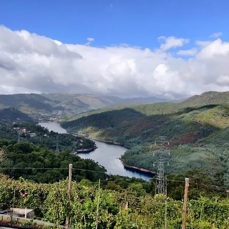 別荘 Geres - Aldeia Turistica De Louredo