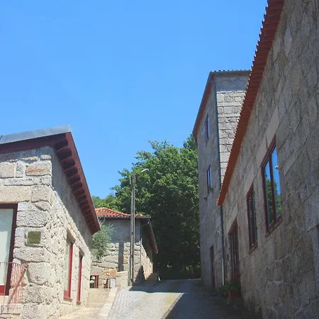Nyaraló Geres - Aldeia Turistica De Louredo