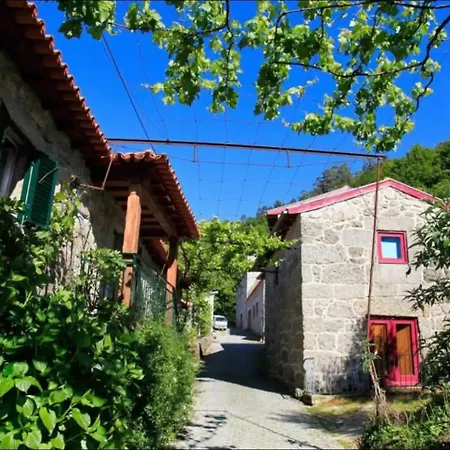בית נופש Geres - Aldeia Turistica De Louredo
