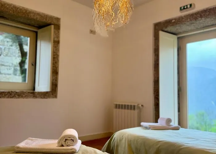 Geres - Aldeia Turistica De Louredo בית נופש *