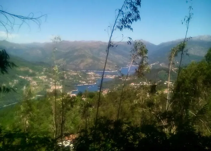 Geres - Aldeia Turistica De Louredo 비에이라도미노